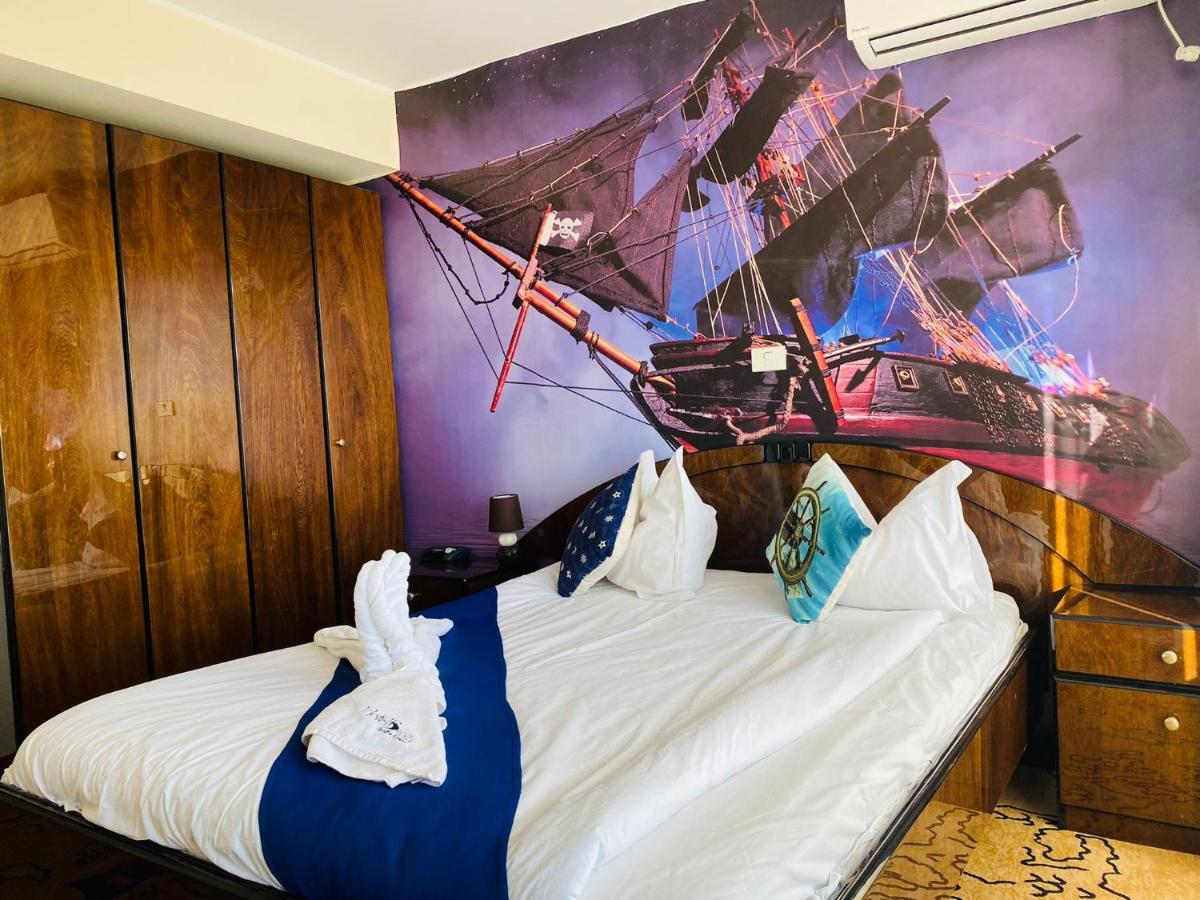 Bicaz - Pirates Resort Mamaia Kültér fotó